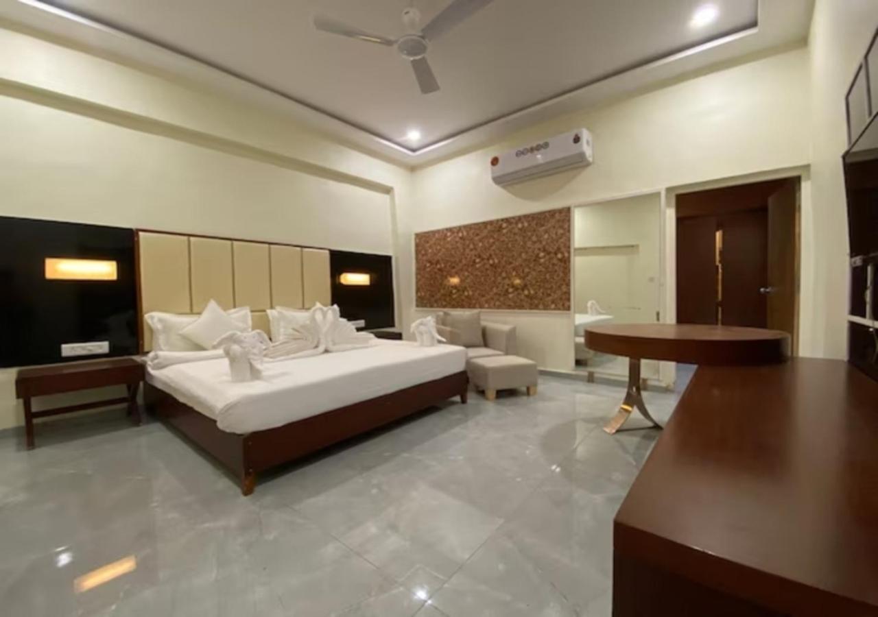 One Earth Santu Eco Resort Bhavnagar Exterior photo