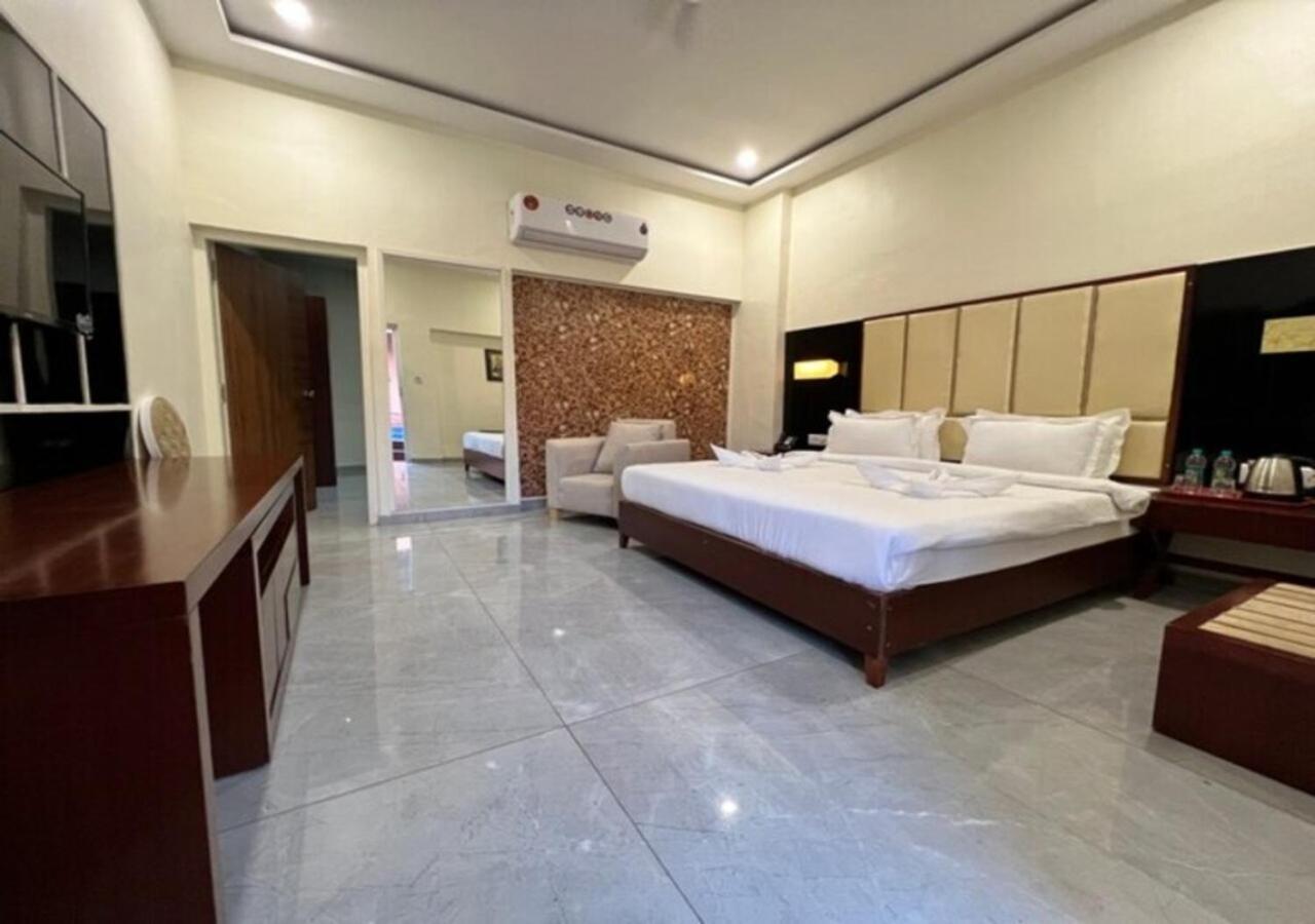 One Earth Santu Eco Resort Bhavnagar Exterior photo